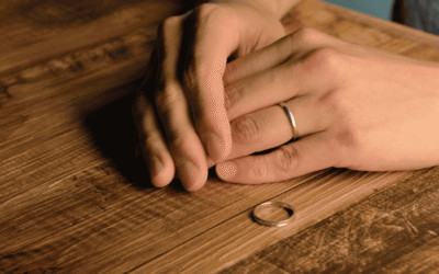 Demanda de divorcio sin hijos: Guía completa de trámites, plazos y reparto de bienes
